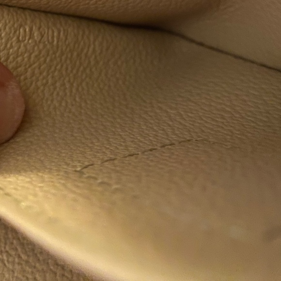 LOUSI VUITTON COSMETIC POUCH PM MONOGRAM W/ DUST BAG - Picture 7 of 12